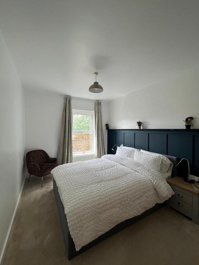 Kent, Dartford Station Apartments Buitenkant foto